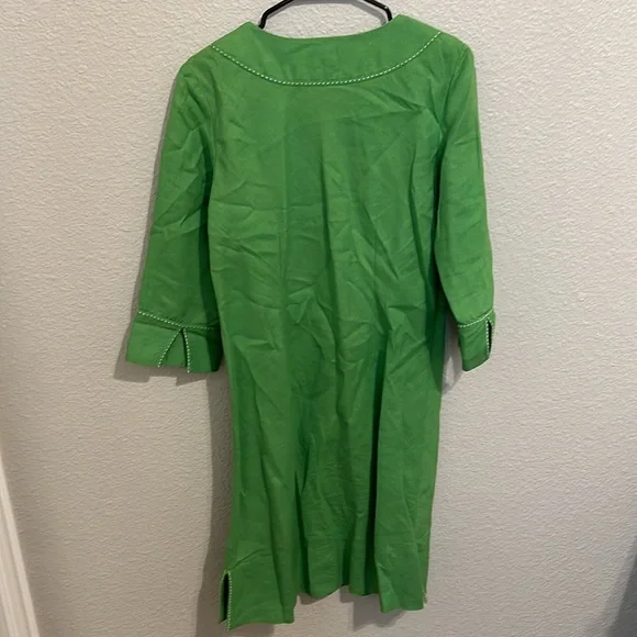 Apple green J Crew Tunic. Size M - Picture 3 of 3
